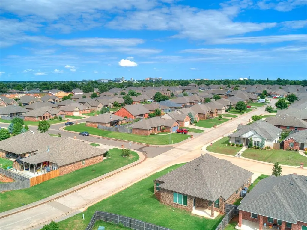 Photo 45 — 5512 Cheyenne Road, Warr Acres, OK 73132