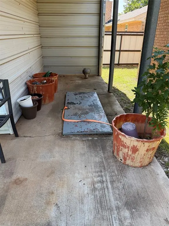 Photo 8 — 820 12th Street, Snyder, OK 73566