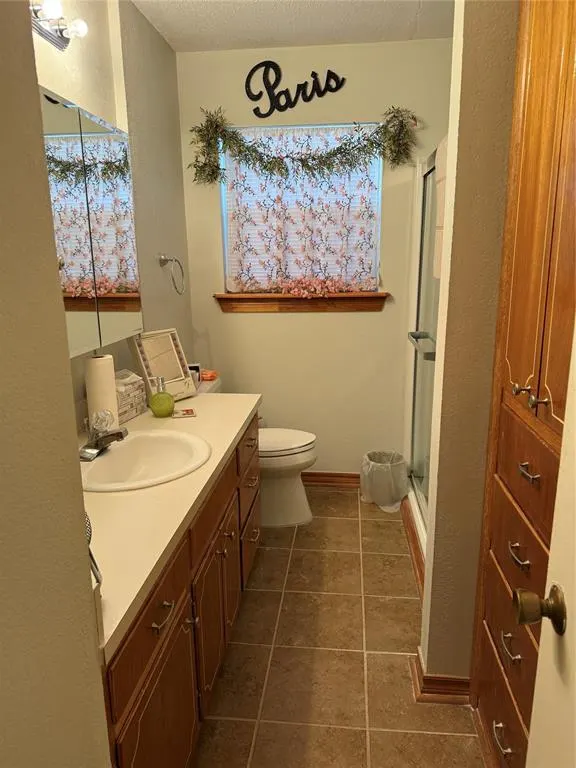 Photo 9 — 820 12th Street, Snyder, OK 73566