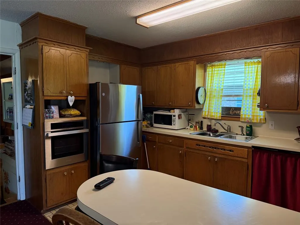 Photo 23 — 820 12th Street, Snyder, OK 73566