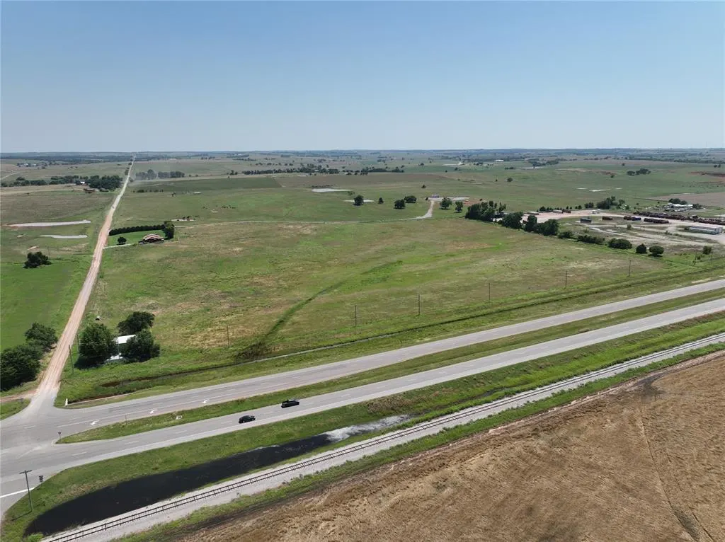 Front exterior — 1 County Street 2770, Verden, OK 73092
