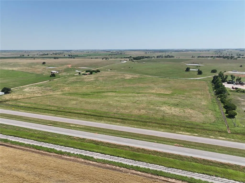 Photo 5 — 1 County Street 2770, Verden, OK 73092
