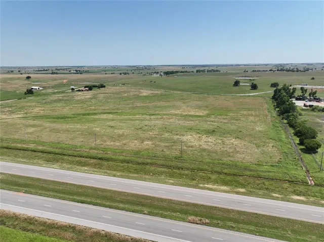 Photo 6 — 1 County Street 2770, Verden, OK 73092