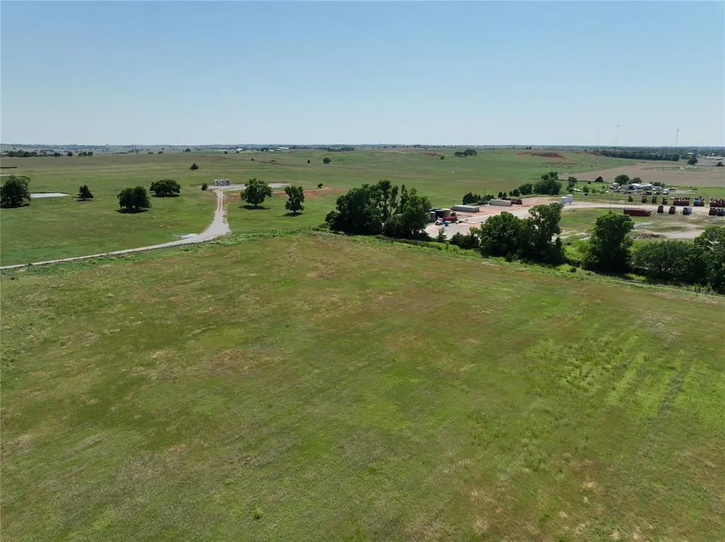 Photo 9 — 1 County Street 2770, Verden, OK 73092