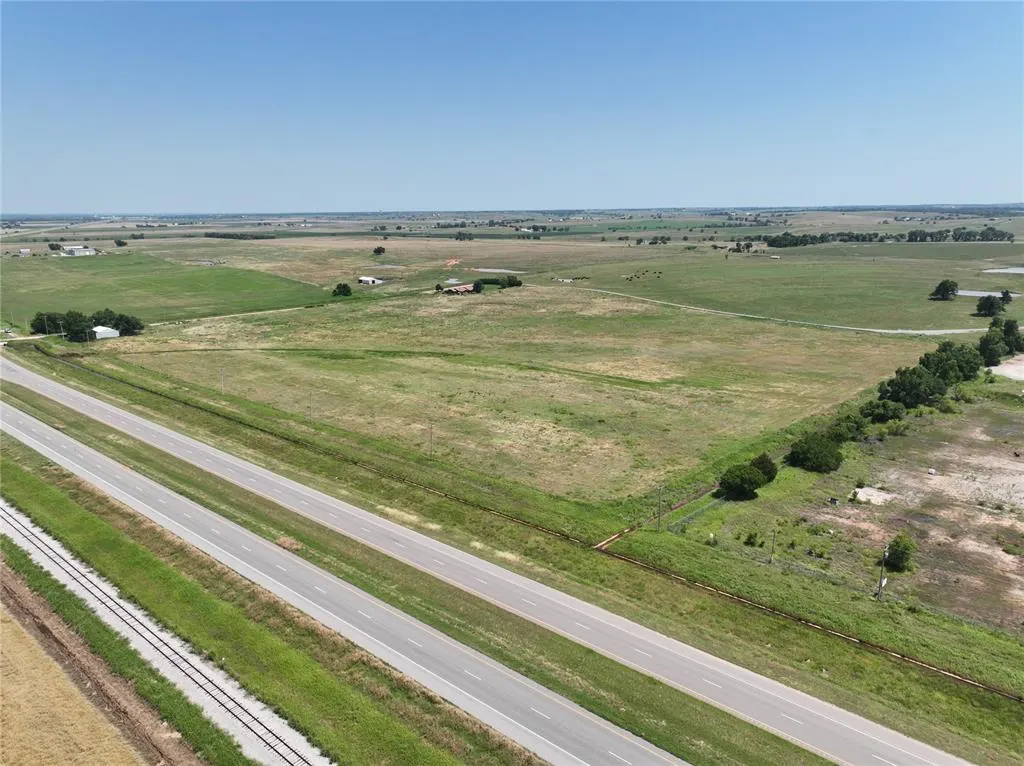 Photo 13 — 1 County Street 2770, Verden, OK 73092