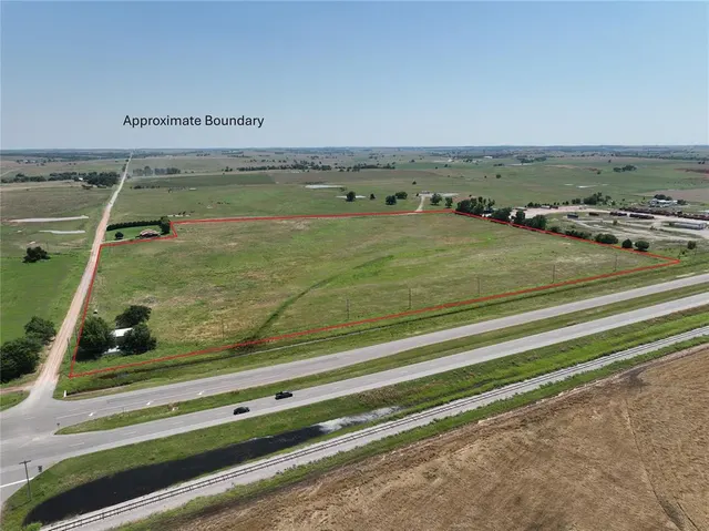 Photo 2 — 1 County Street 2770, Verden, OK 73092