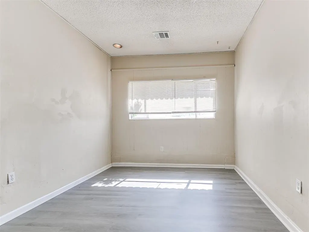 Photo 8 — 6217 S Drexel Avenue, Oklahoma City, OK 73159