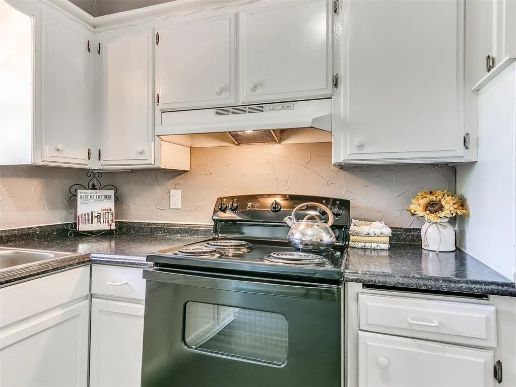 Photo 11 — 6217 S Drexel Avenue, Oklahoma City, OK 73159
