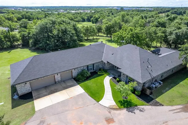 Photo 7 — 3312 E Hefner Road, Oklahoma City, OK 73131