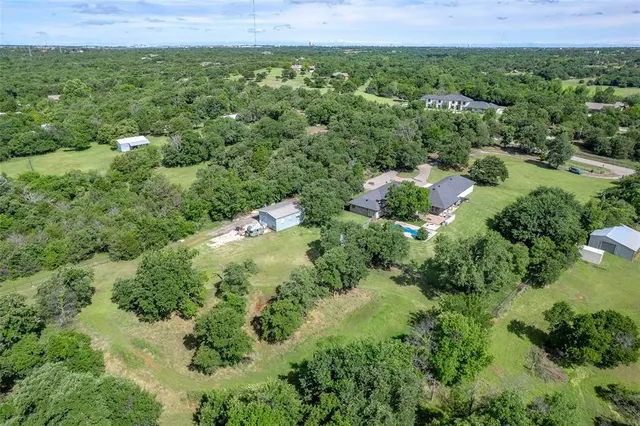 Photo 3 — 3312 E Hefner Road, Oklahoma City, OK 73131