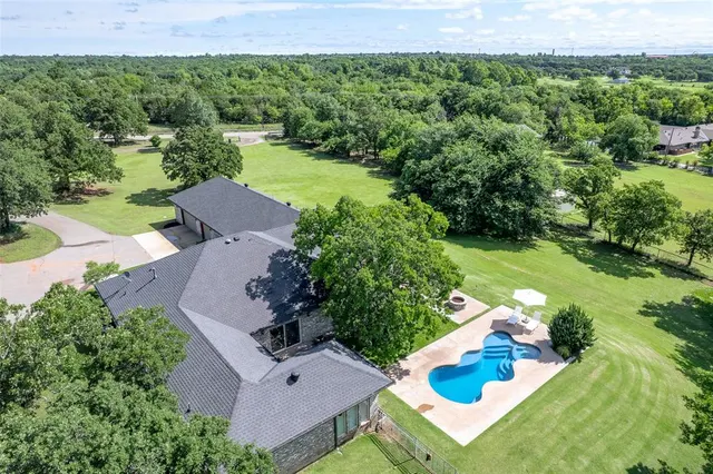 Front exterior — 3312 E Hefner Road, Oklahoma City, OK 73131