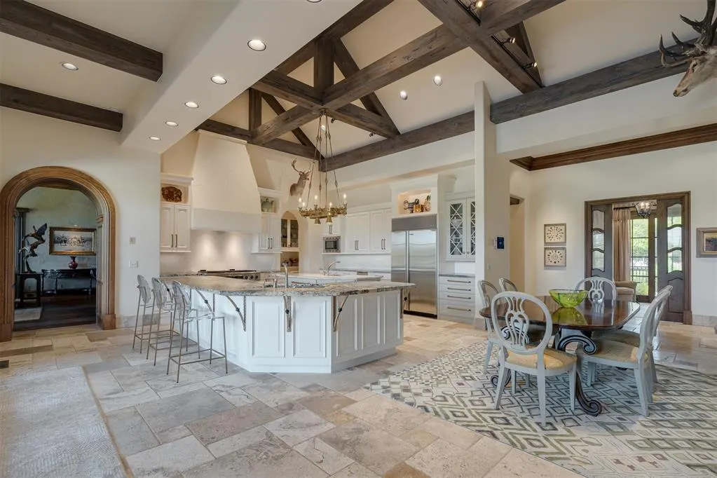 Photo 13 — 4901 Wisteria Drive, Oklahoma City, OK 73142
