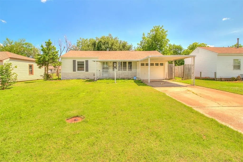 Photo 2 — 616 Procter Place, Midwest City, OK 73110