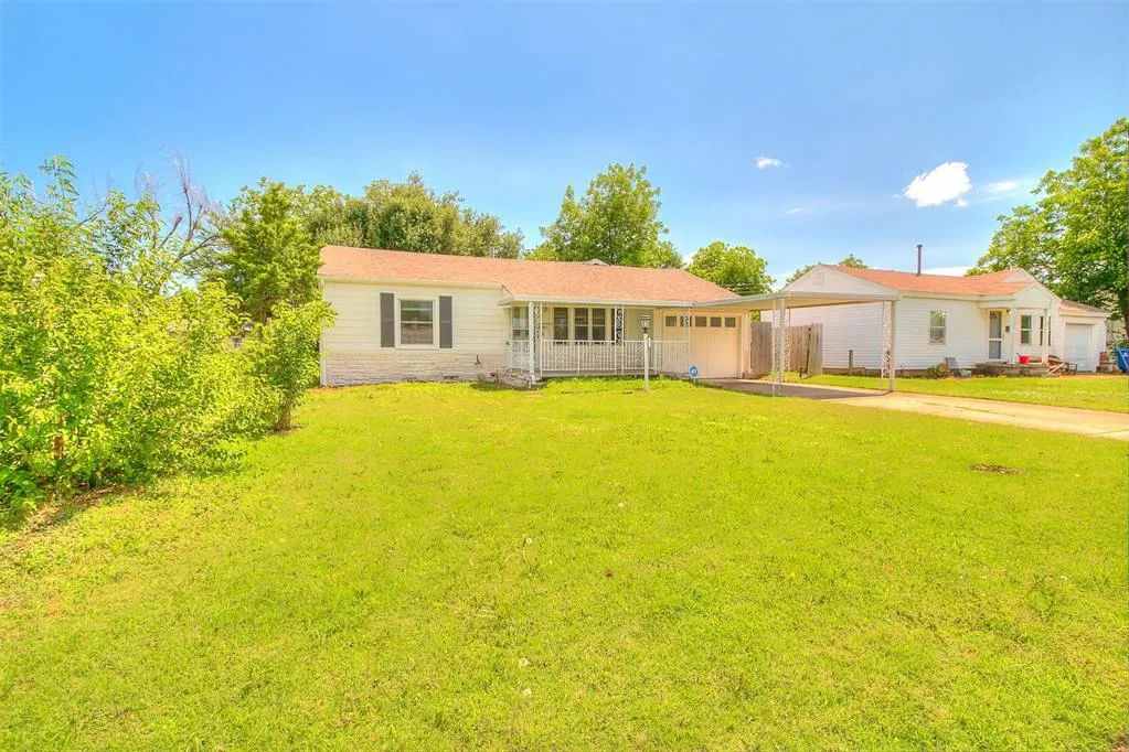 Photo 3 — 616 Procter Place, Midwest City, OK 73110