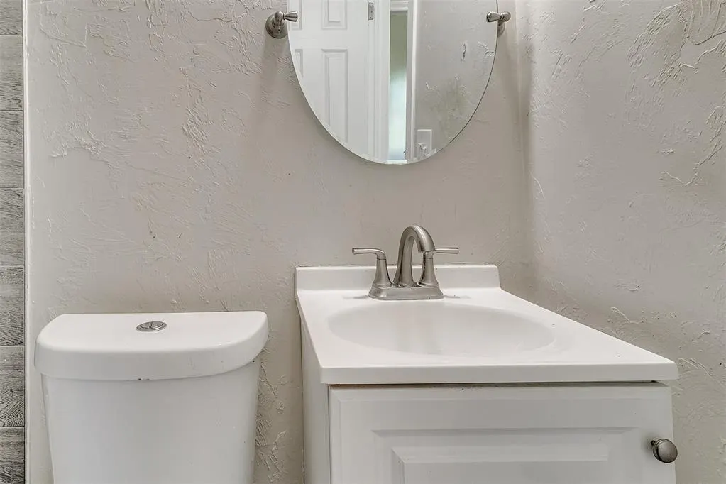 Photo 15 — 616 Procter Place, Midwest City, OK 73110
