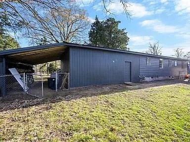 Photo 32 — 309 E Memorial Street, Broken Bow, OK 74728