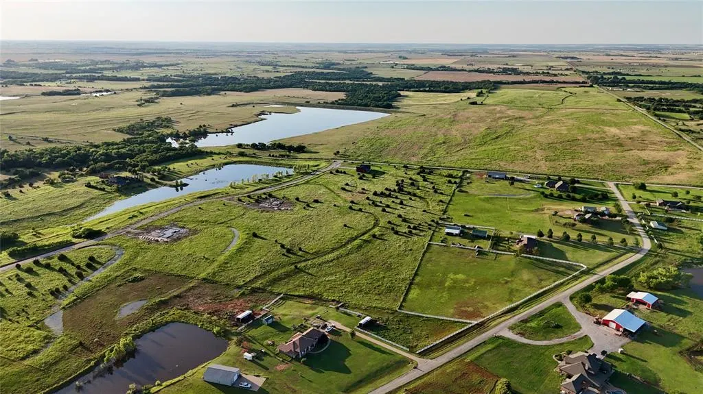 Photo 12 — 1 E 880 Road, Cashion, OK 73016