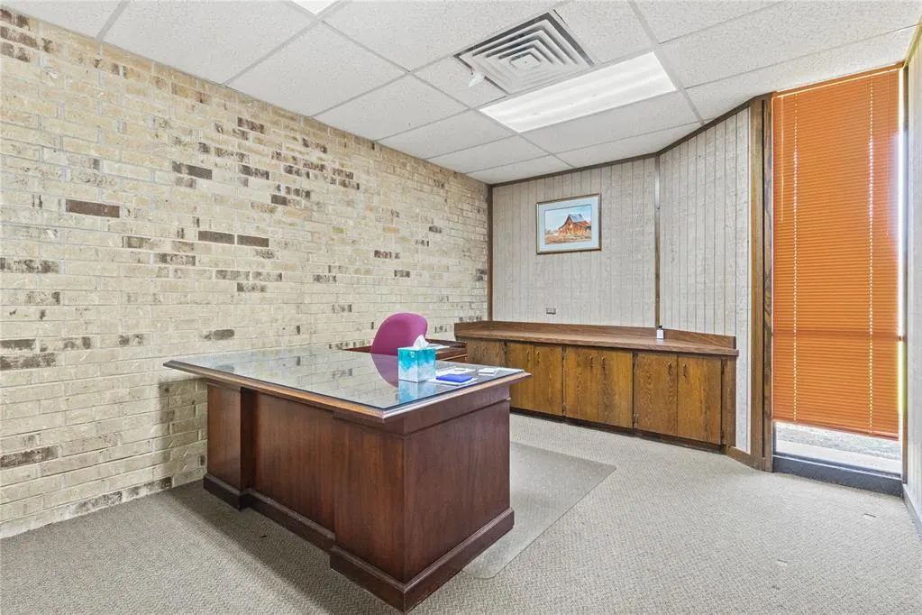 Photo 11 — 400 S Main Avenue, Custer City, OK 73639