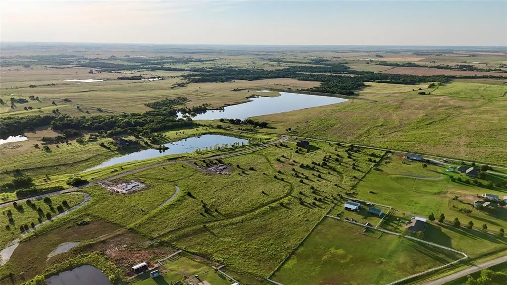 Photo 13 — 2 E 880 Road, Cashion, OK 73016