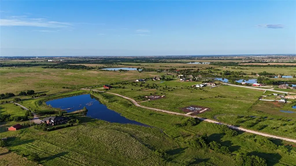 Photo 3 — 12 E 880 Road, Cashion, OK 73016
