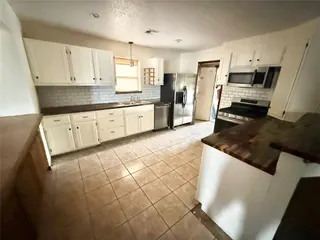 Sold home at 601 Sky Circle