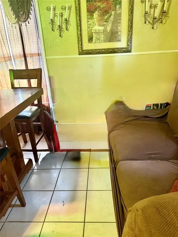 Photo 4 — 3427 Campbell Place, Oklahoma City, OK 73108