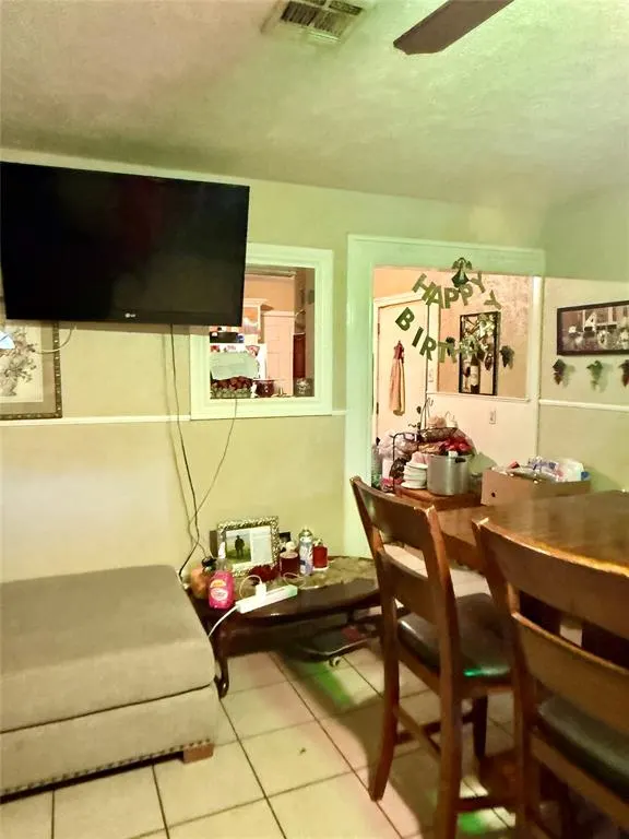 Photo 7 — 3427 Campbell Place, Oklahoma City, OK 73108