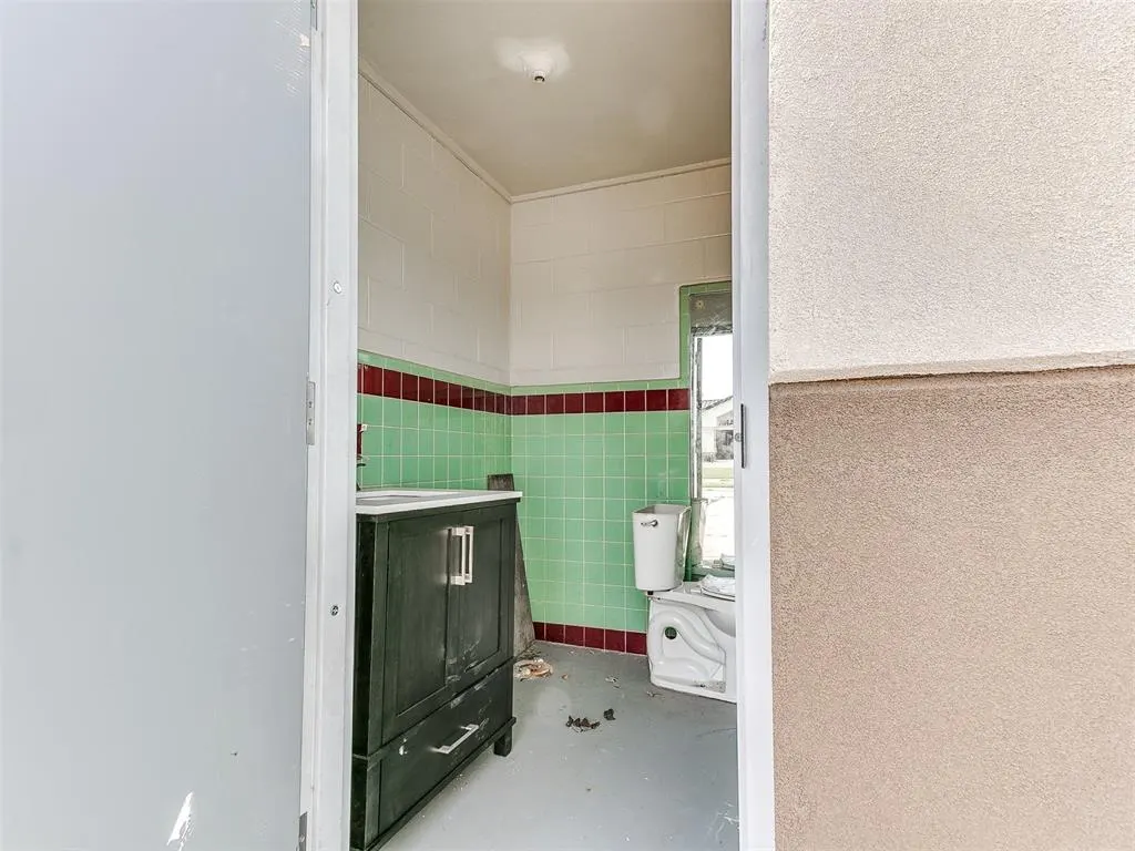 Photo 24 — 2217 N Portland Avenue, Oklahoma City, OK 73107