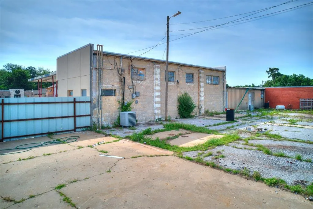 Photo 29 — 2217 N Portland Avenue, Oklahoma City, OK 73107