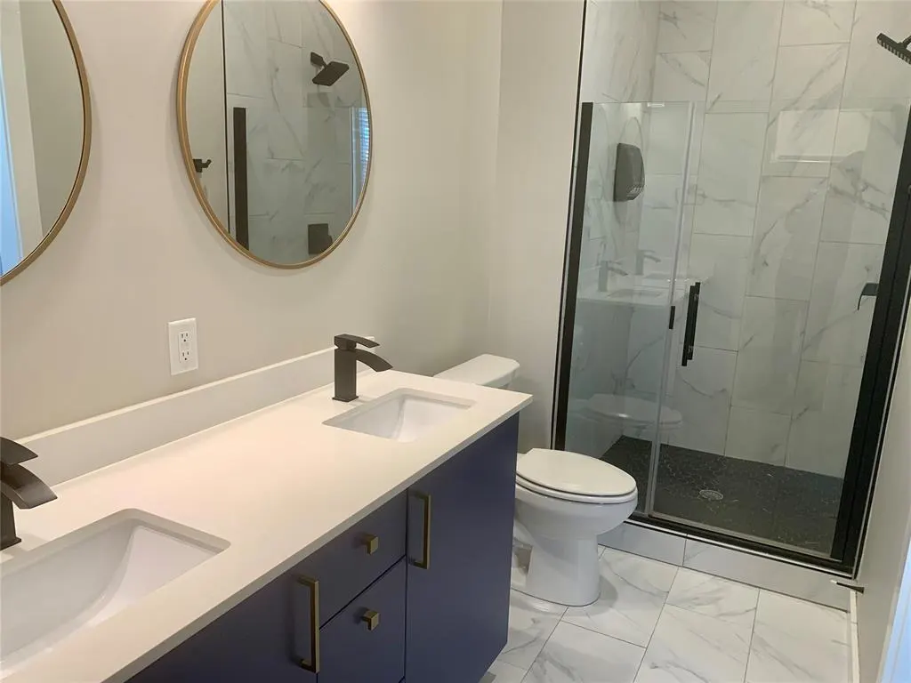 Photo 9 — 1305 NE 6th Street, Oklahoma City, OK 73117