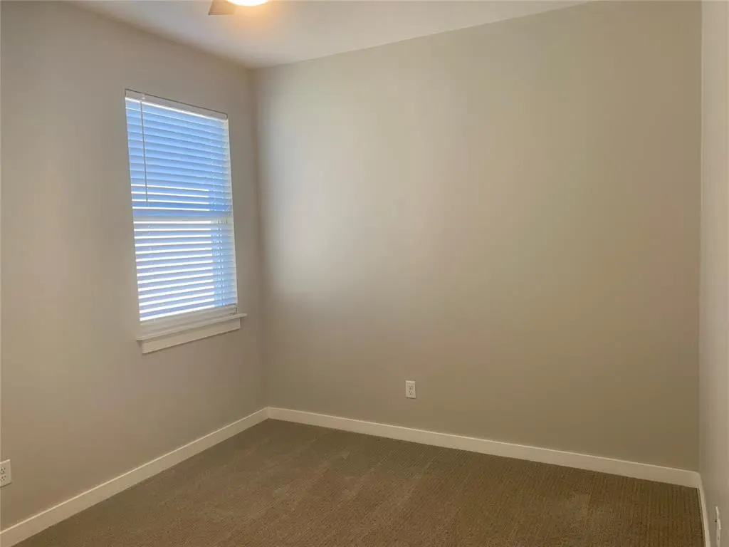 Photo 13 — 1305 NE 6th Street, Oklahoma City, OK 73117