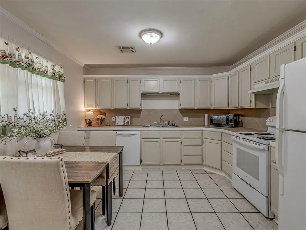 Photo 13 — 3113 SE 20th Street, Oklahoma City, OK 73115