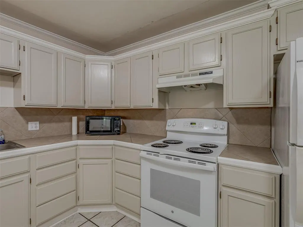 Photo 16 — 3113 SE 20th Street, Oklahoma City, OK 73115
