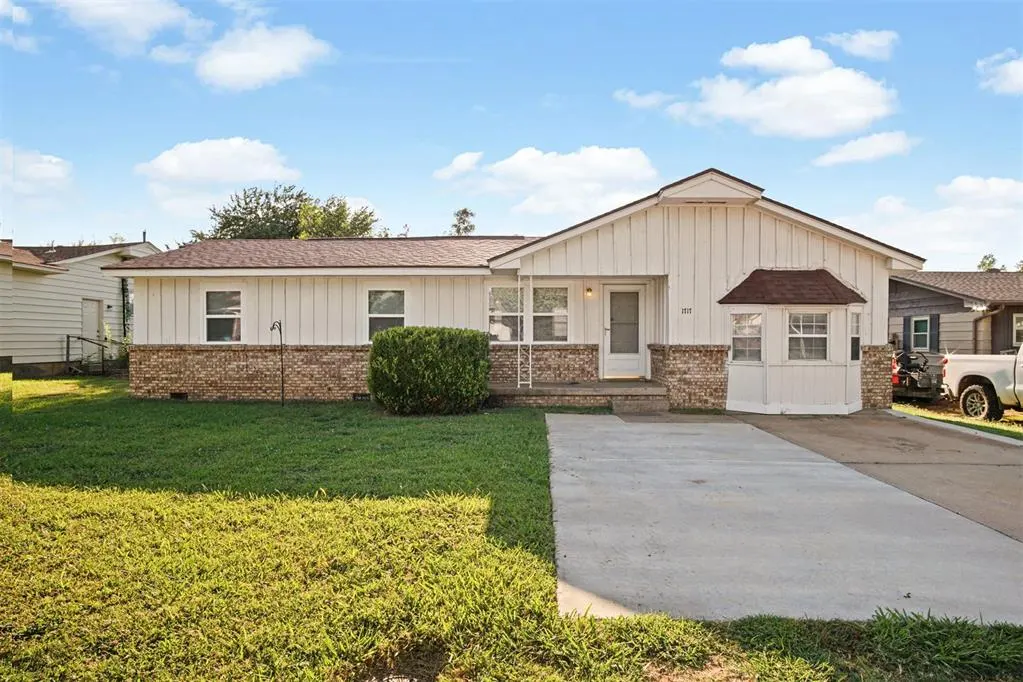 Front exterior — 1717 Symphony Lane, Midwest City, OK 73130