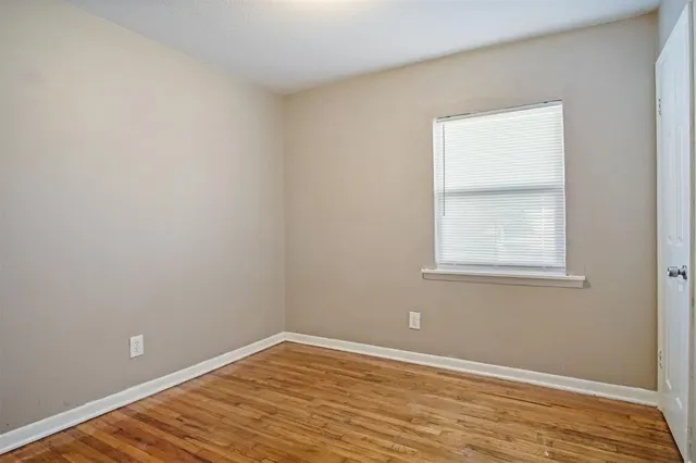 Photo 6 — 1717 Symphony Lane, Midwest City, OK 73130