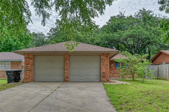 Front exterior — 1540 Bradley Place, Oklahoma City, OK 73127