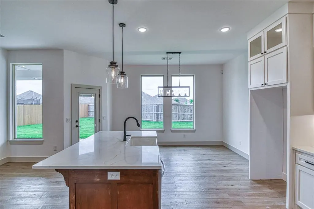Photo 19 — 2240 Bretford Way, Norman, OK 73071