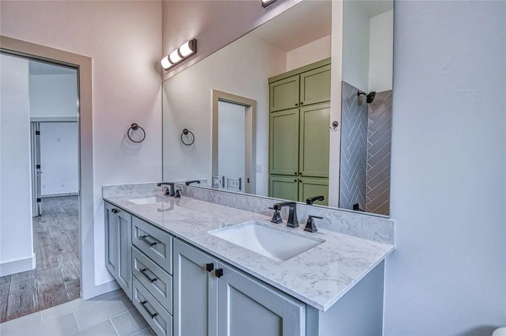 Photo 36 — 2240 Bretford Way, Norman, OK 73071