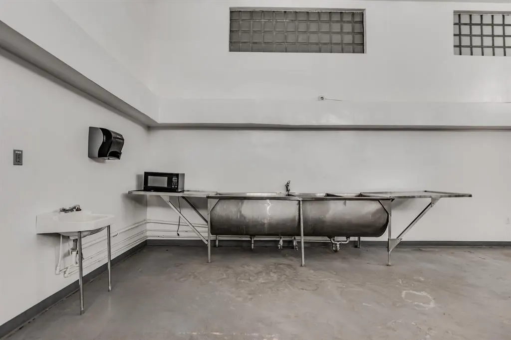 Photo 42 — 402 W Highland Street, Tecumseh, OK 74873
