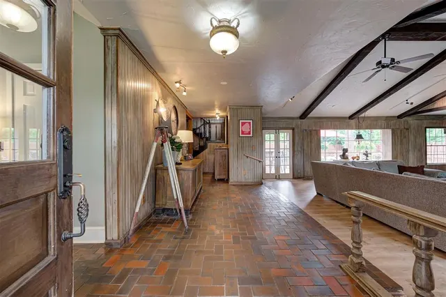 Photo 6 — 4901 34th Street, Oklahoma City, OK 73122