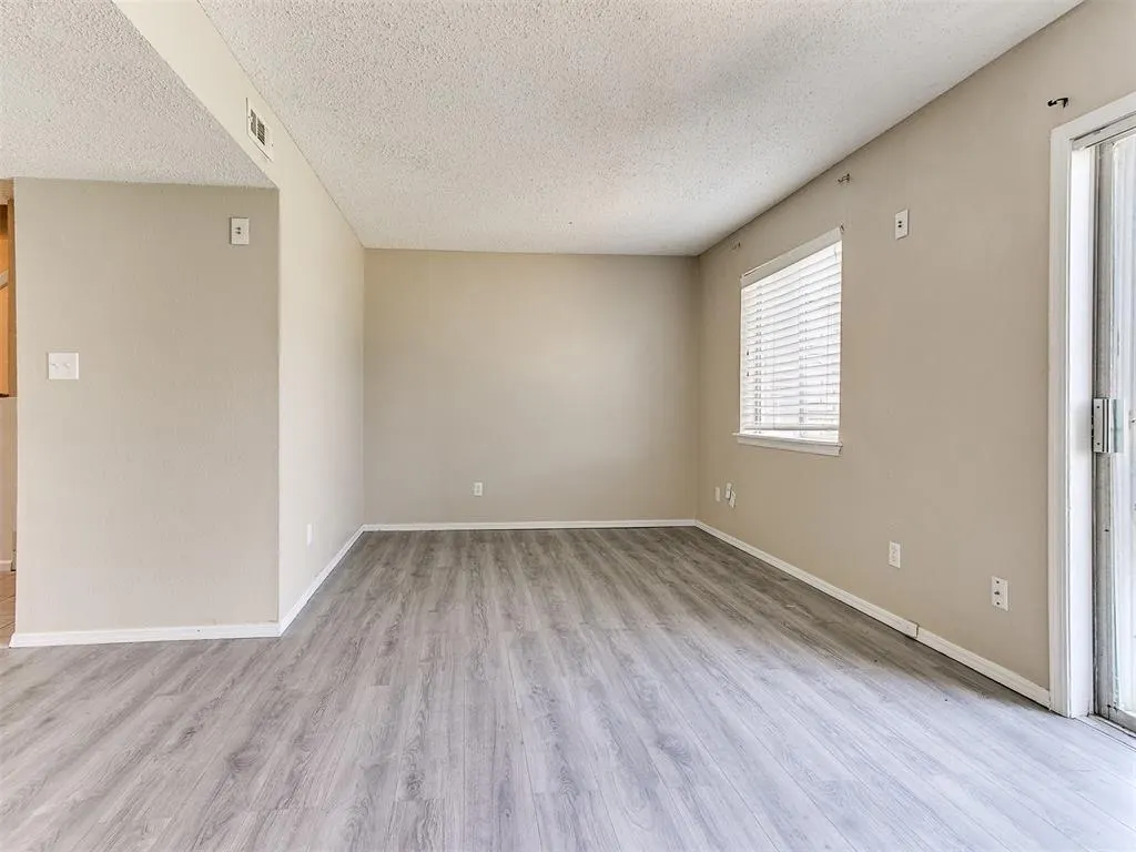 Photo 14 — 205 Jason Drive, Norman, OK 73071