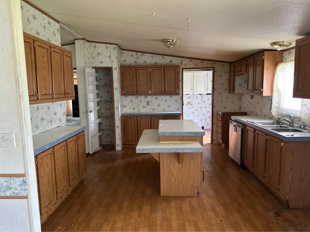 Photo 3 — 1194 County Street 2955 Street, Tuttle, OK 73089