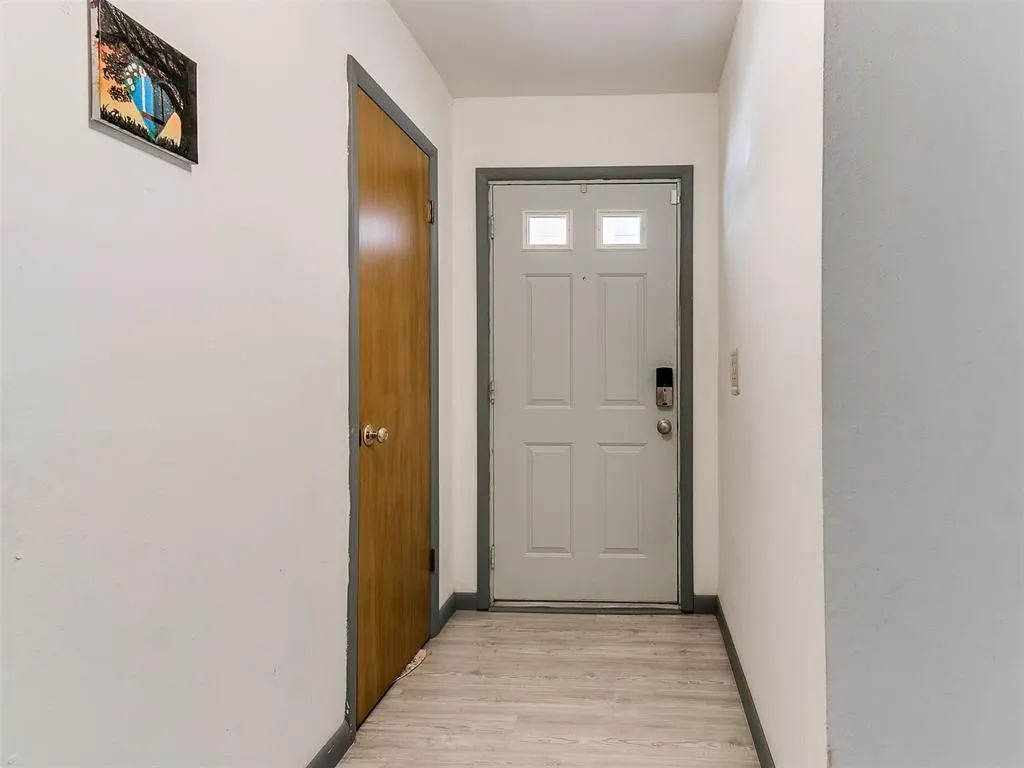 Photo 8 — 5906 N Shawnee Avenue, Oklahoma City, OK 73112