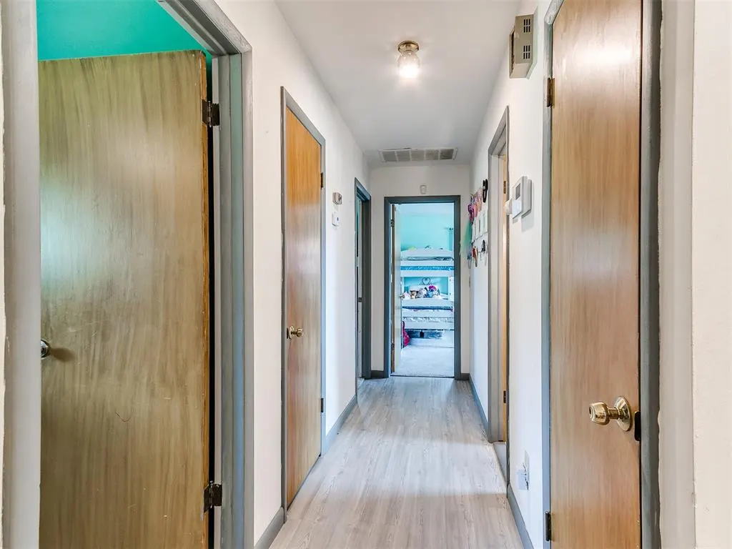 Photo 21 — 5906 N Shawnee Avenue, Oklahoma City, OK 73112