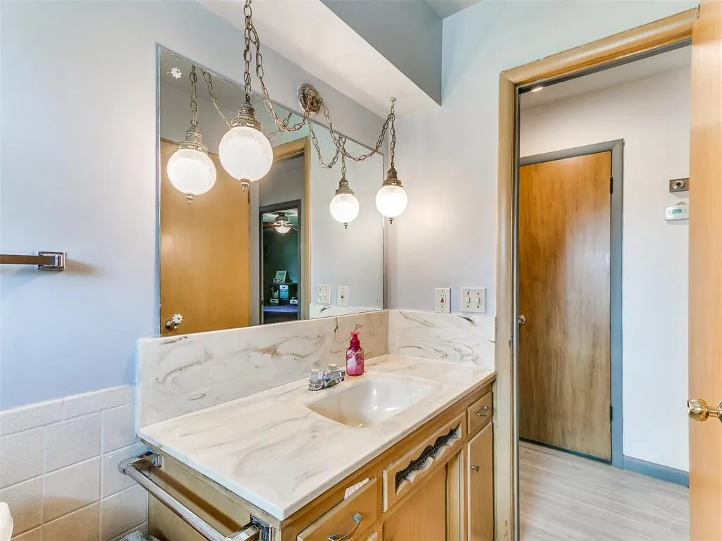 Photo 31 — 5906 N Shawnee Avenue, Oklahoma City, OK 73112