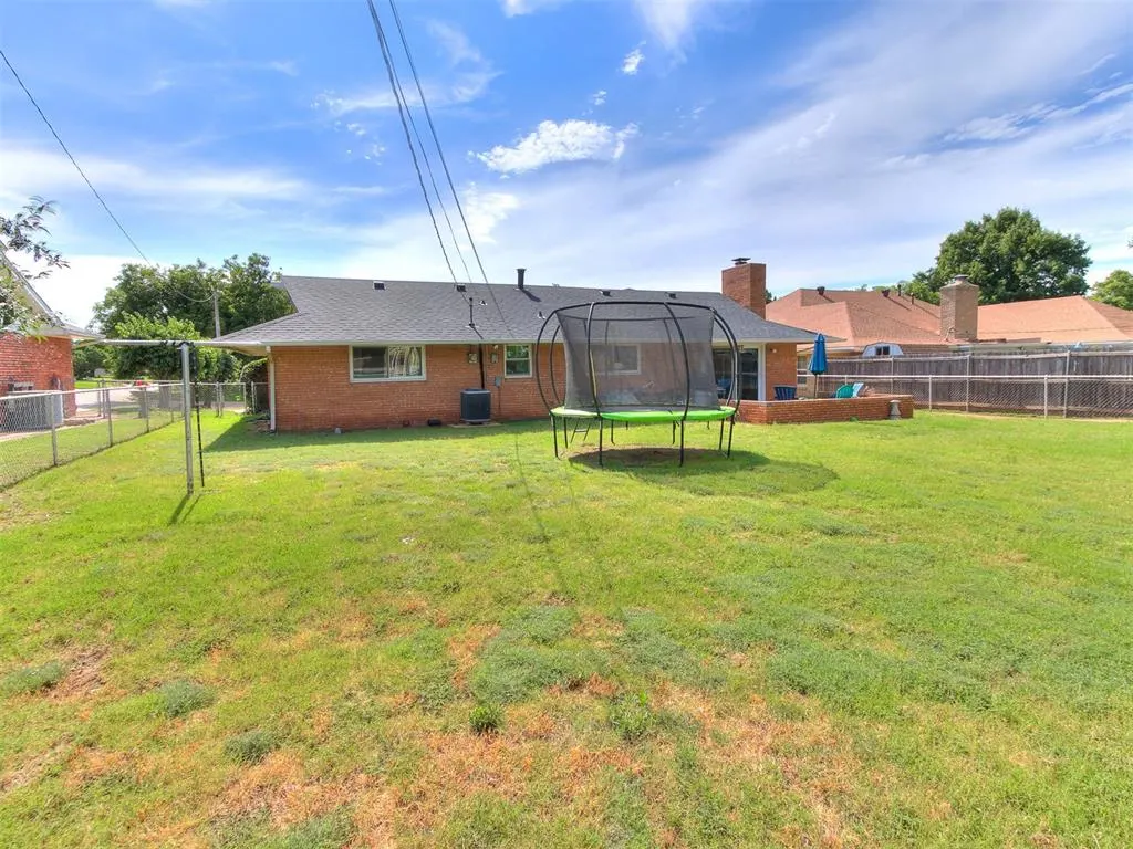 Photo 38 — 5906 N Shawnee Avenue, Oklahoma City, OK 73112