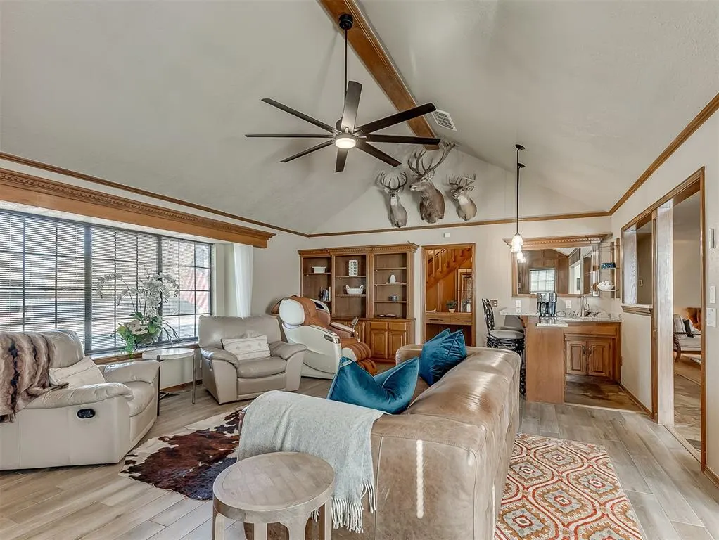 Photo 8 — 3100 N Eagle Lane, Bethany, OK 73008