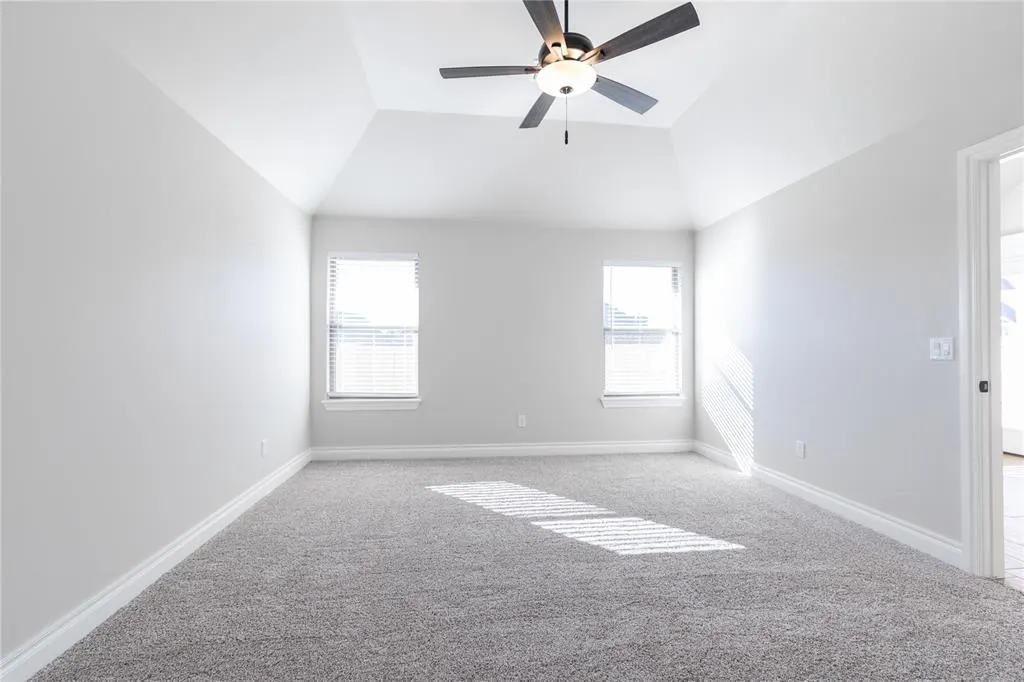 Photo 11 — 3906 Lleyton Drive, Norman, OK 73072