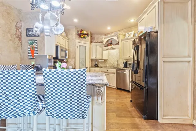 Photo 8 — 1414 Chisholm Trail, Weatherford, OK 73096