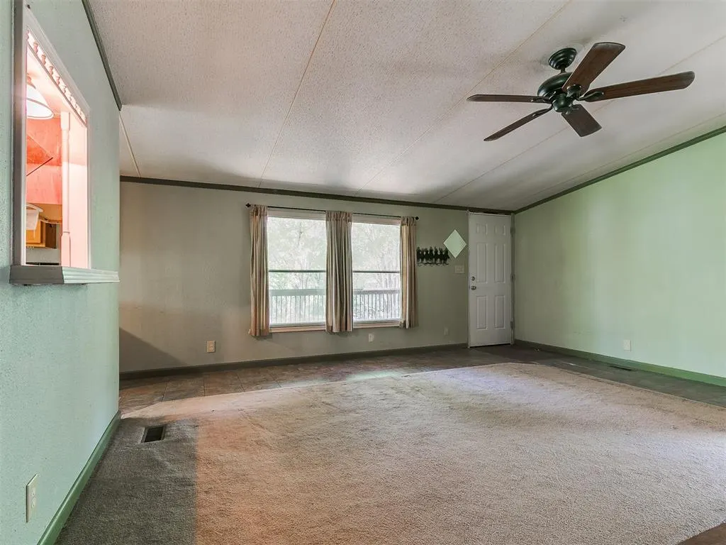 Photo 13 — 410 W Main Street, Tecumseh, OK 74873